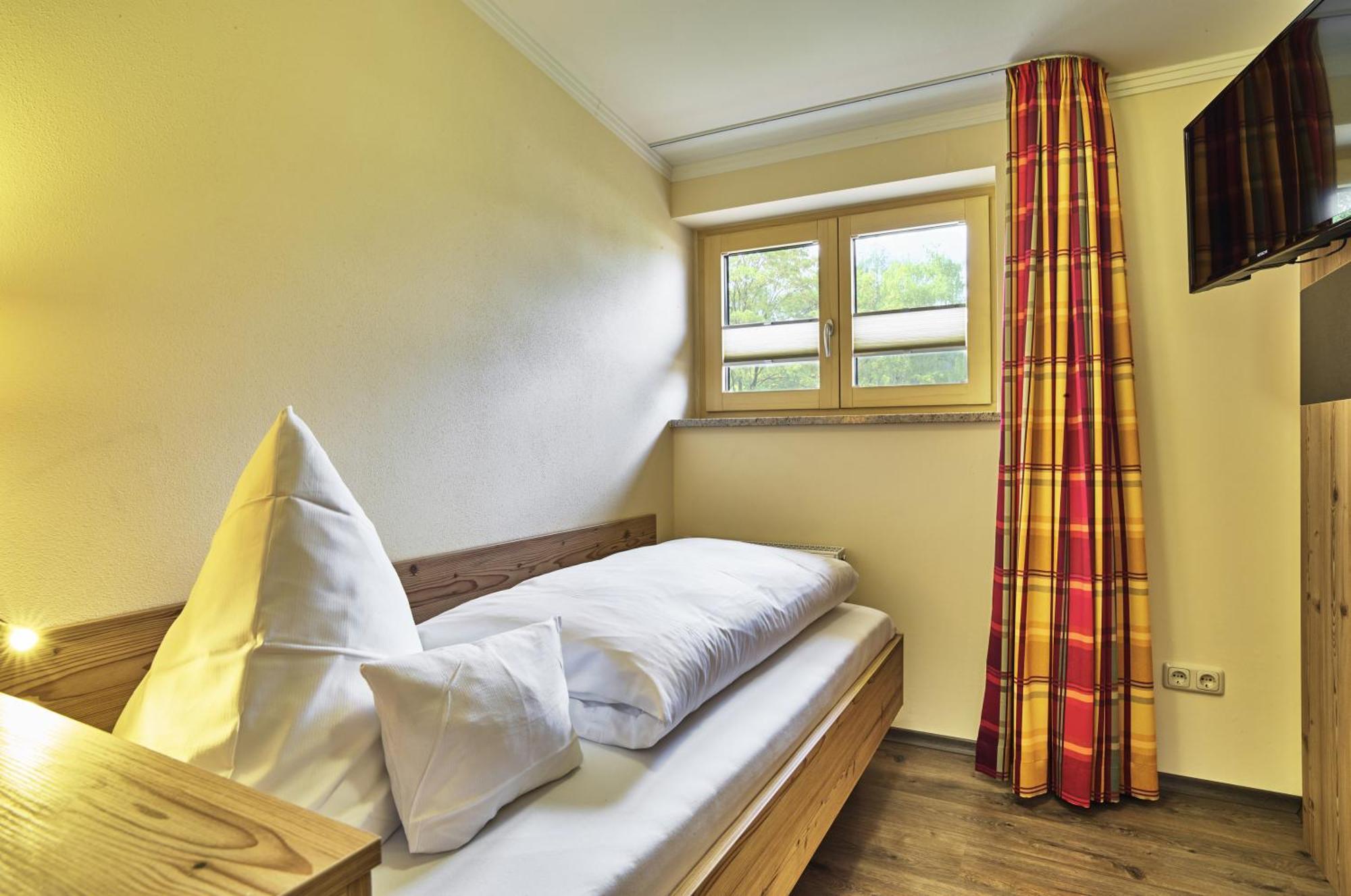 Hotel Das Bayerwald Лам Екстериор снимка